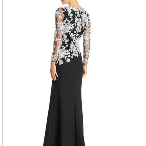 Tadashi Shoji Black Maxi Length Gown Silver Floral 8 Length 51